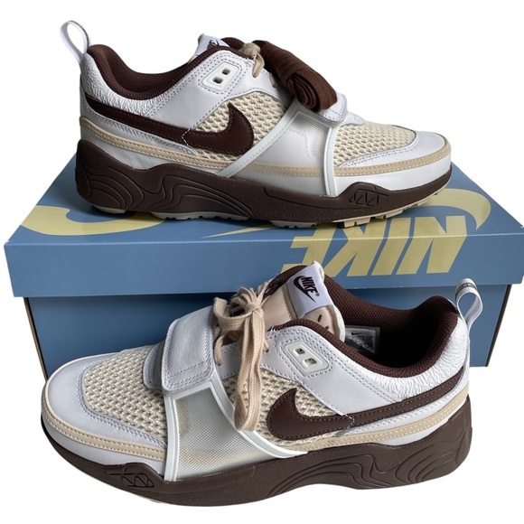 Nike Zoom Field Jaxx x Travis Scott Sneakers NIB Men’s 10 / Women’s 11.5 - Picture 1 of 15